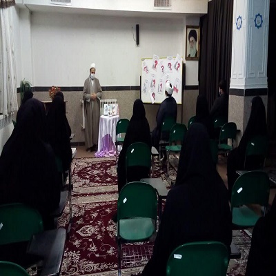 نشست علمی مدرسه علمیه حضرت  زینب (سلام الله علیها ) شهرستان ملایردر هفته پژوهش